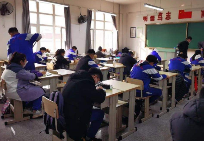 辽宁联考成绩出炉，大连24中占榜首，沈阳有4所中学成功上榜