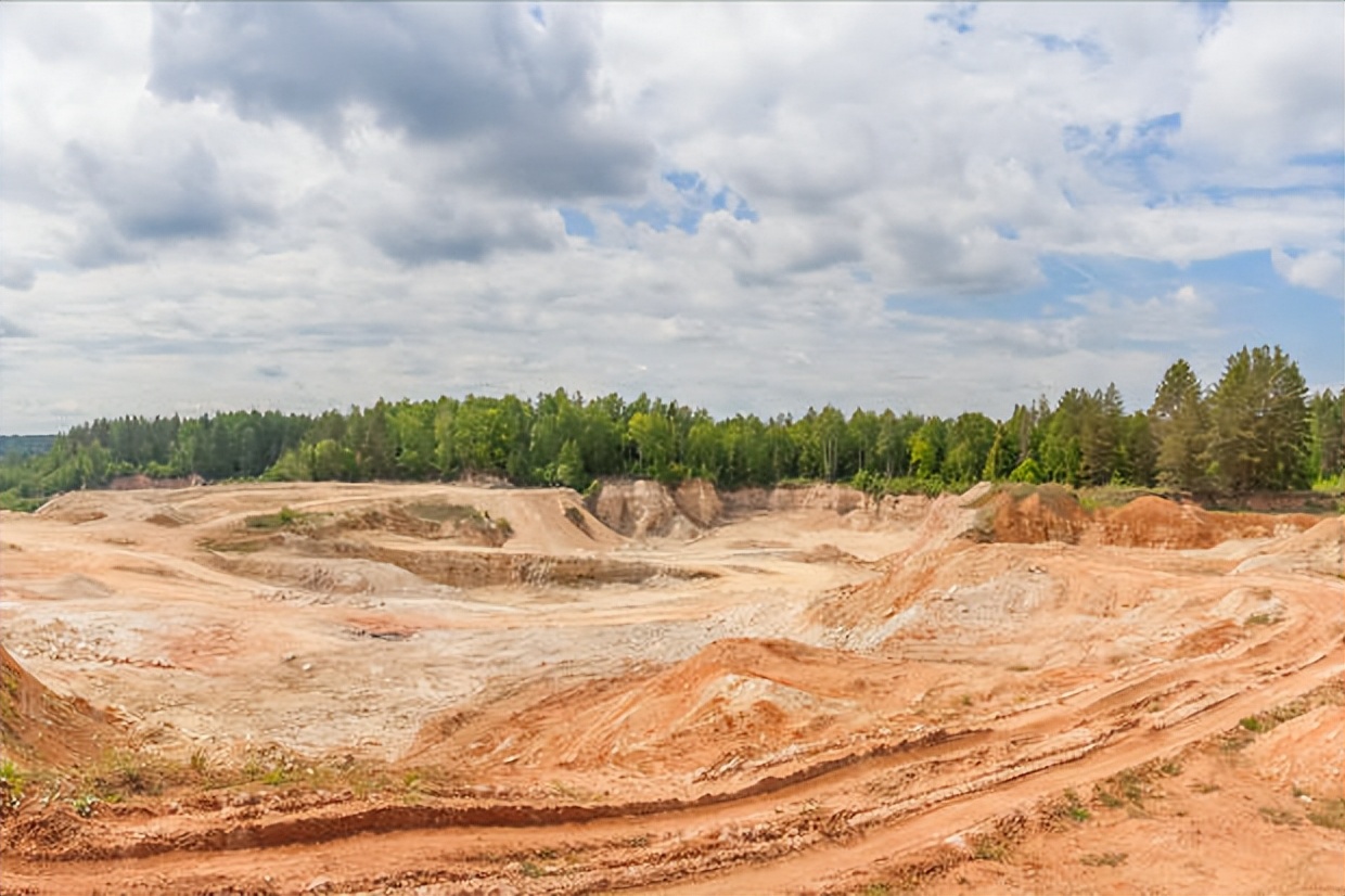 土地违法查处申请与信访究竟是一回事儿吗？本质区别在哪？