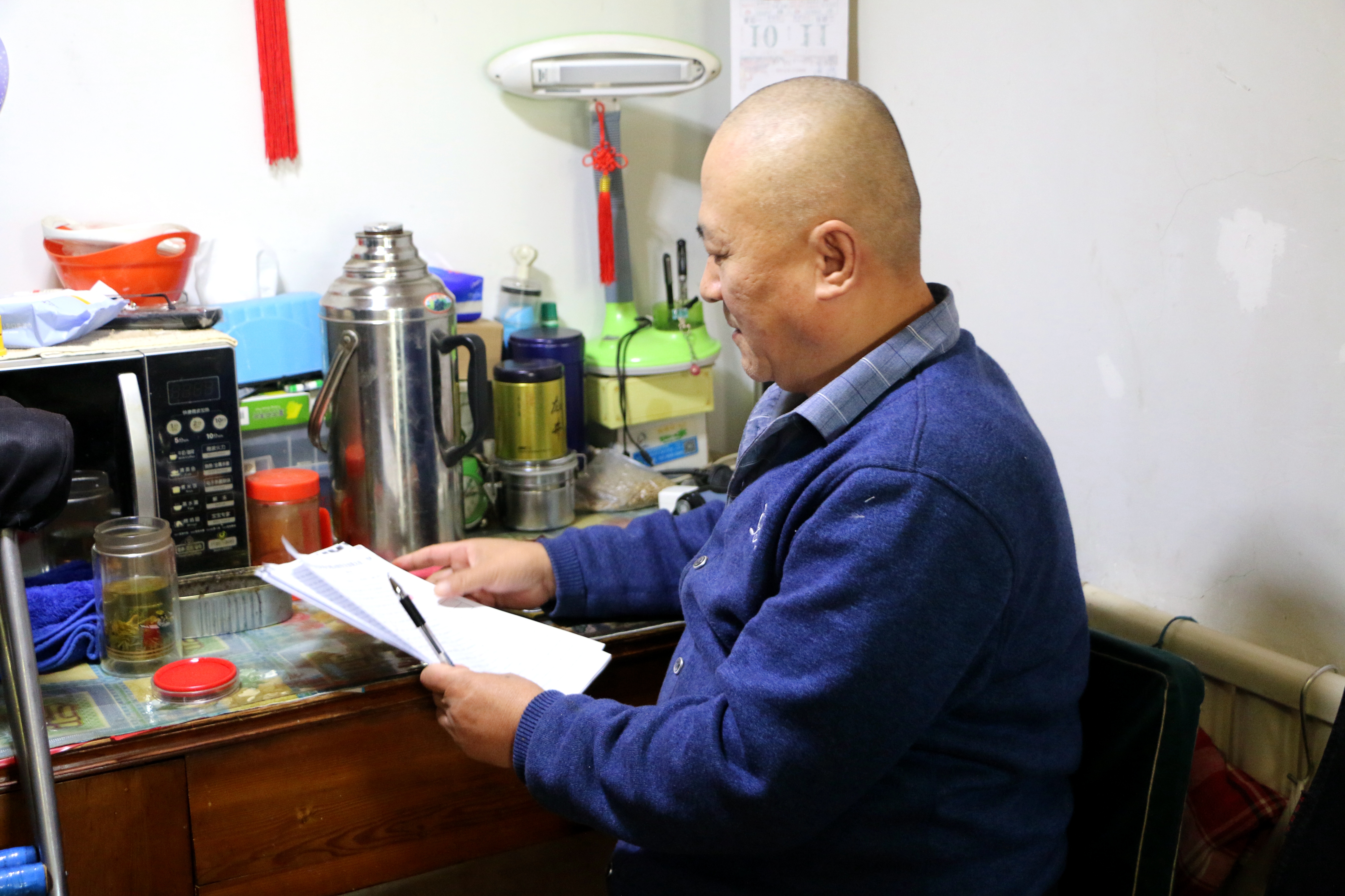 春节将至，西固区困难群众收到春节福利