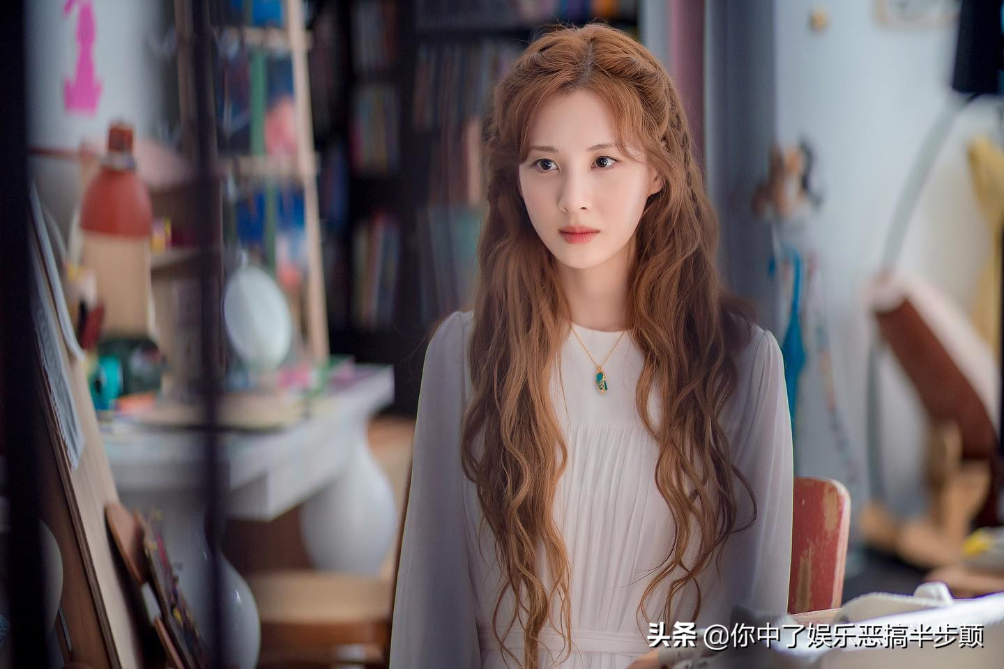 徐贤新剧第一波海报公开，韩网友狂赞：像童话里走出来的公主