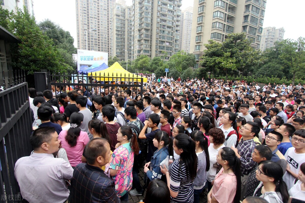 高考压力大吃什么好（高考）