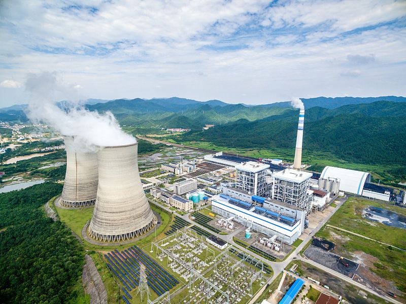 从落后到制定世界标准，砸下5200亿元的西电东送，到底有多牛？