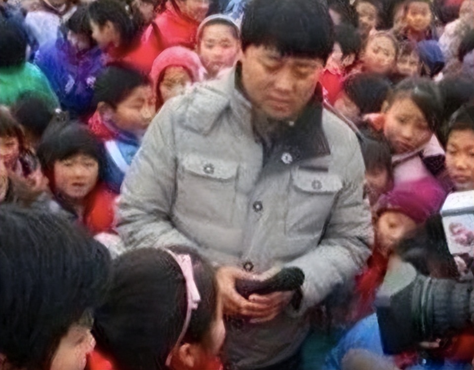 草根歌手刘大成：父亲陪我走上成名之路，走红后不忘农民本色