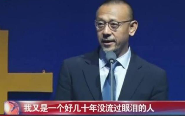 谢晋：4个子女3个低智，唯一正常的孩子患癌离世，一生比黄连还苦