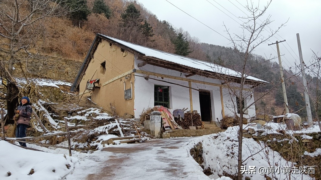 每小时都有班车经过的山谷，风景幽静迷人，探秘秦岭其实很简单