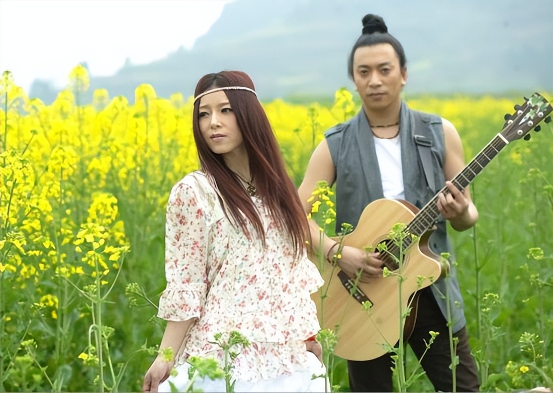 “红极一时”的组合：离婚，互泼脏水，利益不均，宁愿他们没遇见