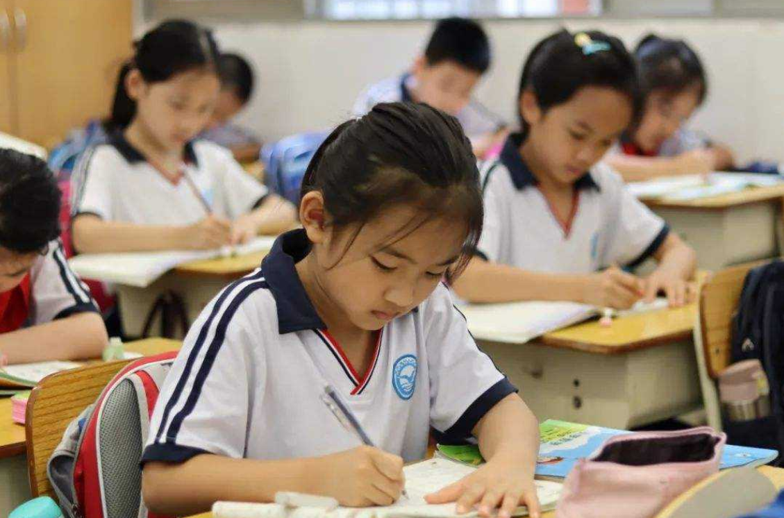 家长想要了解学生在校表现，不用着急问老师，看看作业就能明白