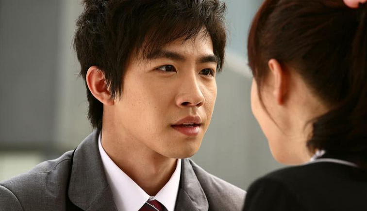 车祸、坠楼、遇海啸，10位死里逃生的明星，个个凤凰涅槃辉煌腾达