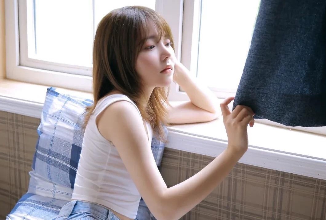 第一次和女生聊天如何开场白？和女生聊天开场白大全