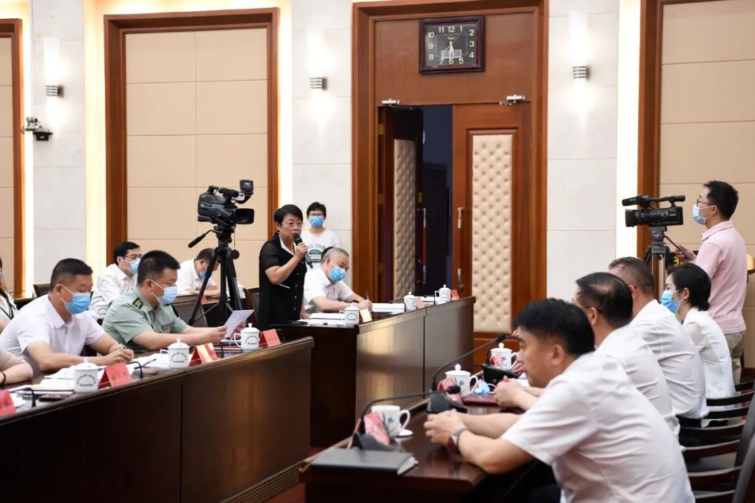 市人大常委会就社会保障“一法一条例”执法检查开展专题询问