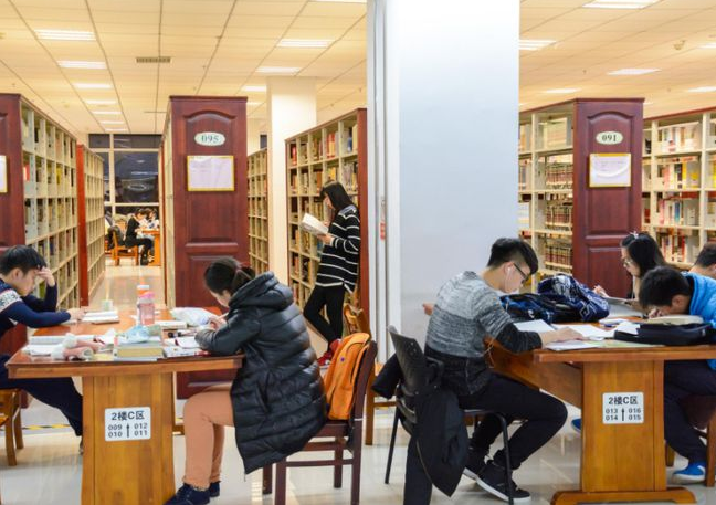 找工作时才知道，公办专科和民办三本不在同一水平，幸亏没选错