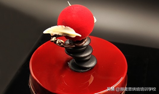 杭州西点培训班课程一般学些啥？赫麦思烘焙学校如是说