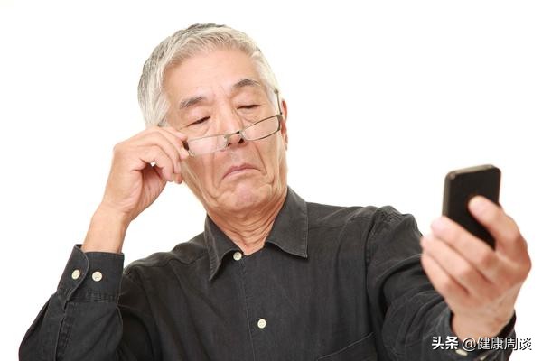 哈佛大學20年研究發現：要想預防老年癡呆，可多吃含類黃酮的食物