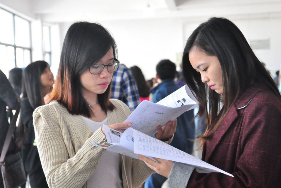 大学中“有钱途”的专业，就业前景十分可观，月薪让人羡慕不已