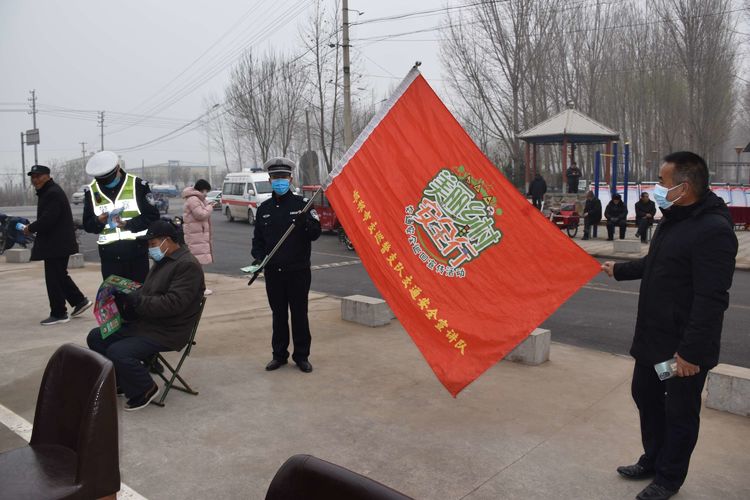 邯郸交巡警支队磁县大队积极参加新时代文明实践“党的十九届六中全会”文艺宣讲活动