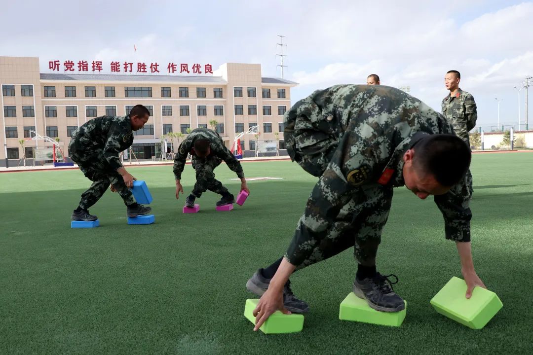 侯<a href=http://www.cngansu.cn/news/ target=_blank class=infotextkey></a>֧ܶӣЦ˶