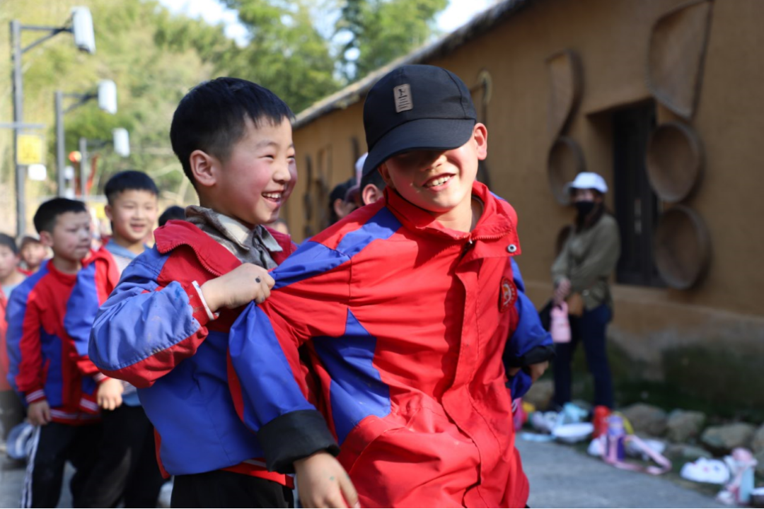 传承红色基因丨固始县永和实验小学西九华山研学活动圆满举办