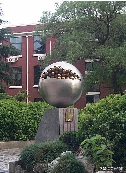 作为同城双子星，复旦与上交谁才是上海第一高校？