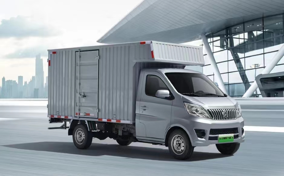 c2也能开的小货车,长安纯电动家族,简直不要太贴心