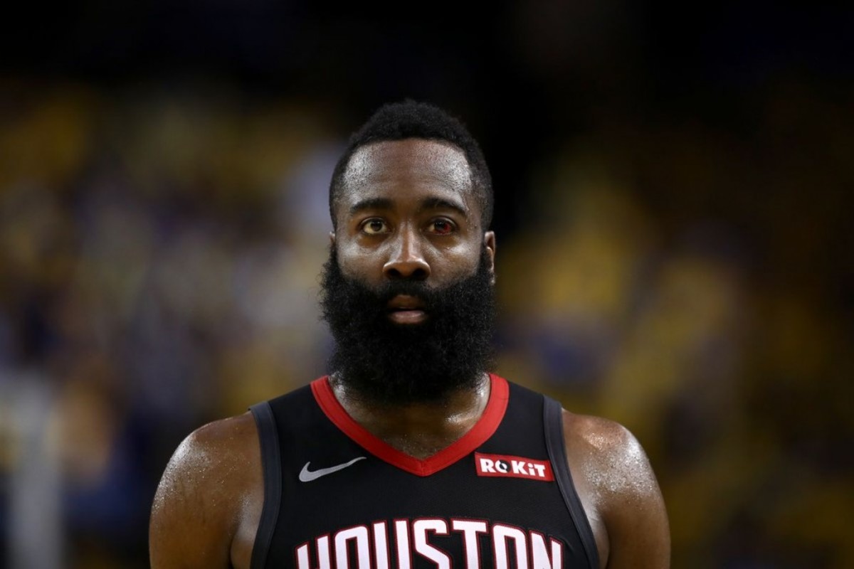 nba球员为什么害怕罚球(美媒列出了近40年来每个赛季罚球最多的球员，谁才是罚球之王)