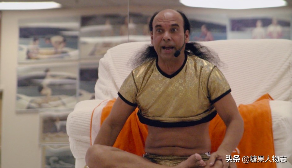 女孩花10000美元学瑜伽，却被叫去按摩陪睡，印度大师荒唐事被扒