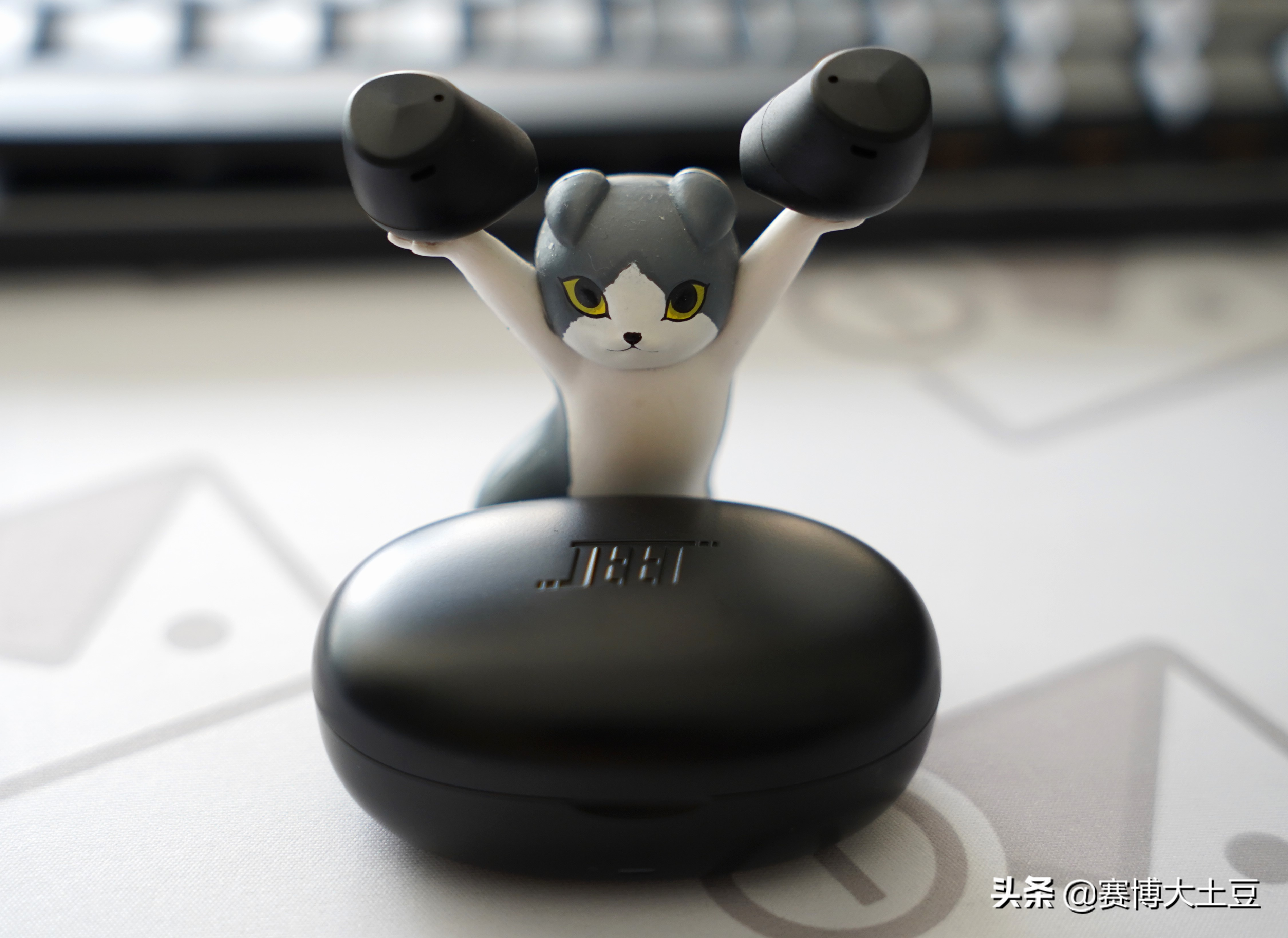 JEET Air2真无线蓝牙耳机体验：轻巧无感的实力派