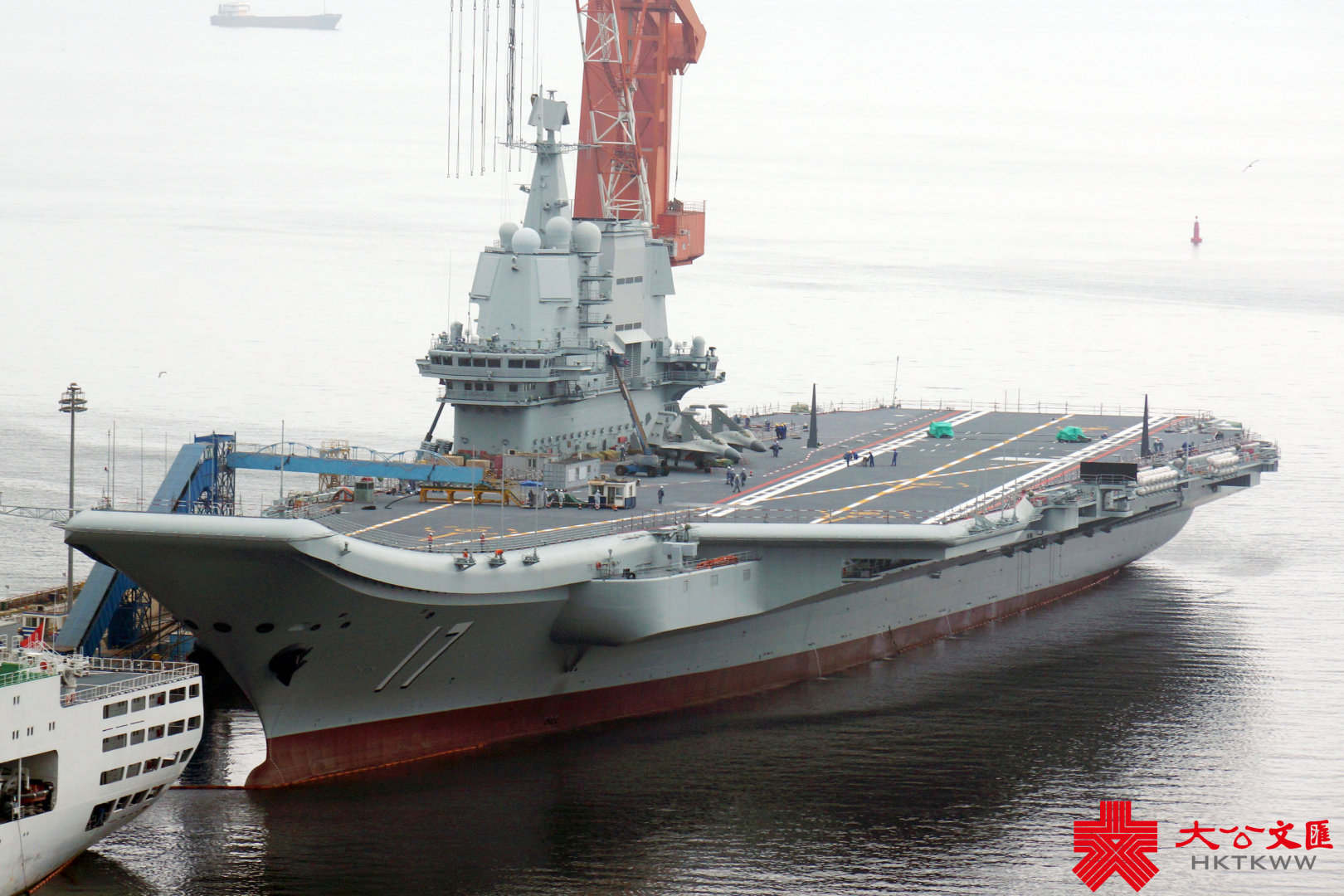 ɽ�������룬�װ��ϳ��ּ�15D������10�Ա߼�װ�����⵲���