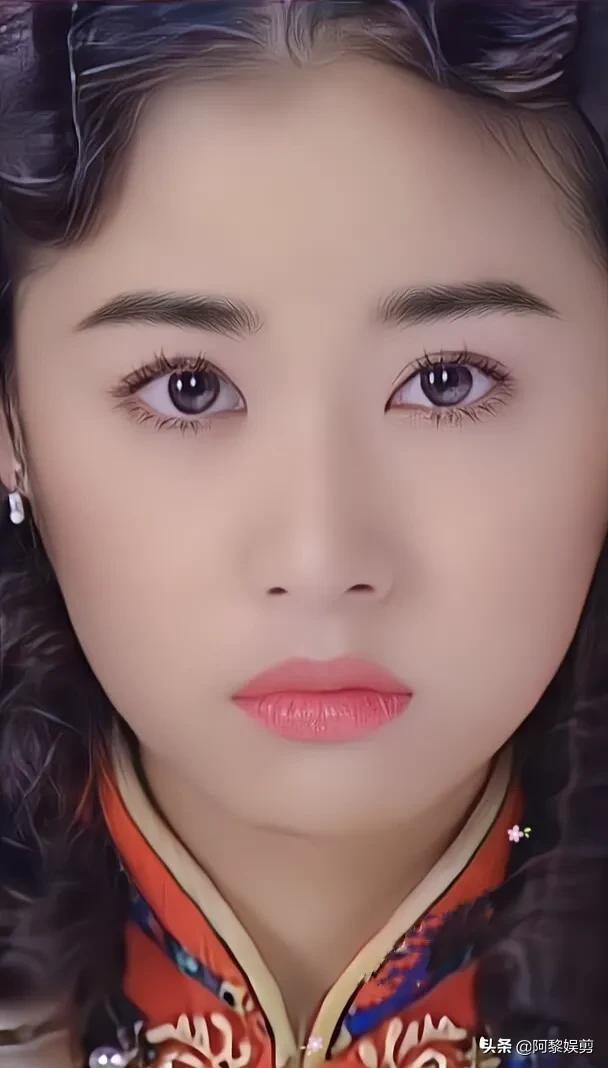 林心如年轻时真漂亮