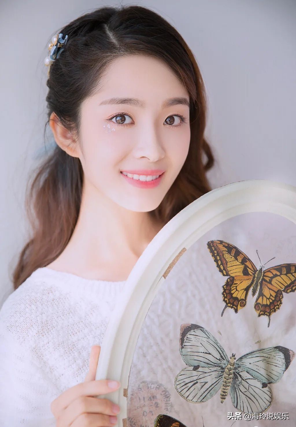 这部云集了周雨彤,龚俊,金泽,吴曼思等多位明星主演的都市情感剧《从