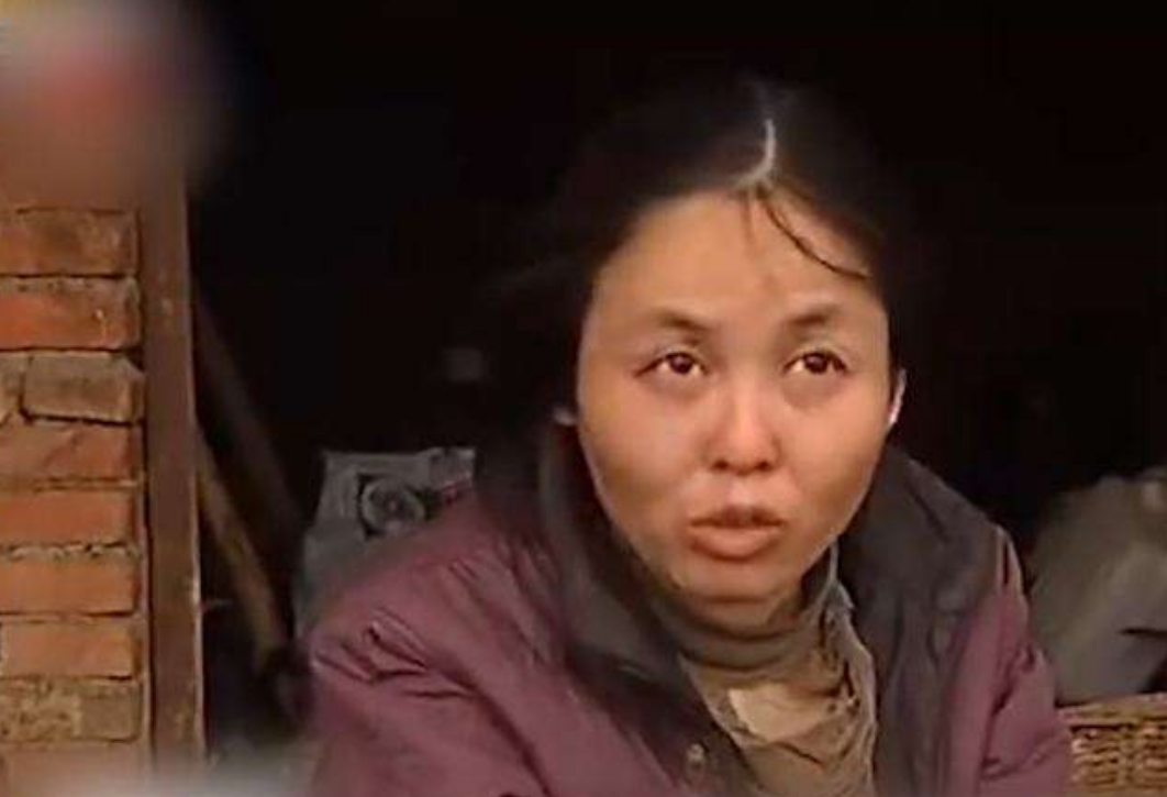 1995年，女大学生被以120元卖给四川一老农，两人和牲畜共住17年