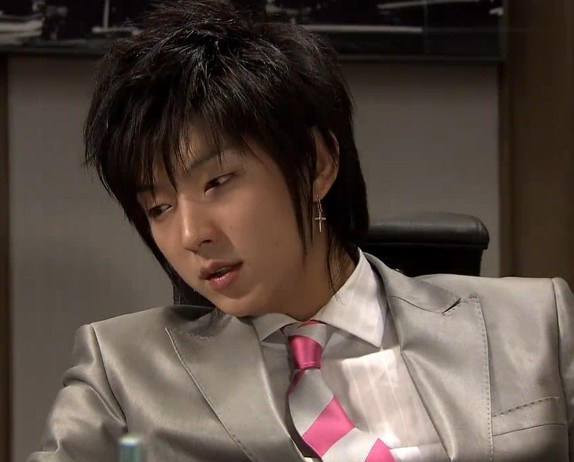 李俊基图片最帅大照片(李准基怎么做到) - 赤虎壹号