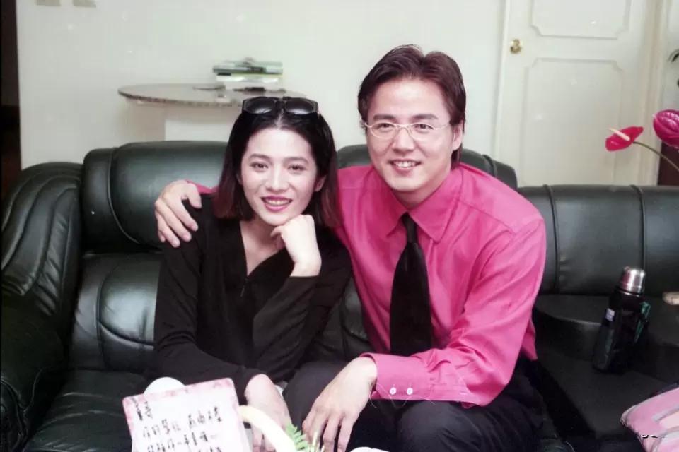 张庭的女儿走秀,林瑞阳和曾哲贞的女儿却只是空姐)