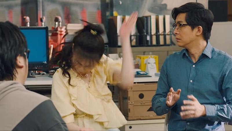 聊聊《破事精英》：国产喜剧，煽情就是好看？