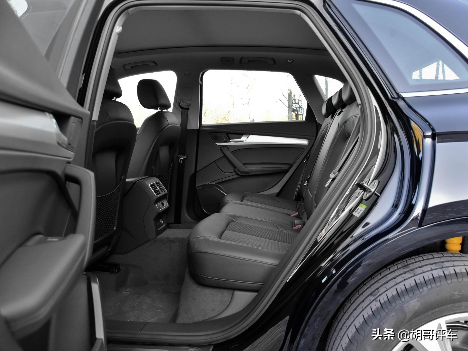豪华品牌中型SUV，长轴距高动力，配置不错，实拍奥迪Q5L