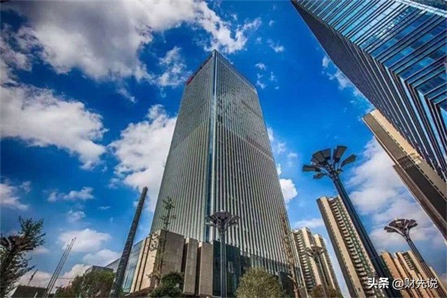 1386亿巨债压顶，一年又亏40亿，昔日贵州首富的日子不好过