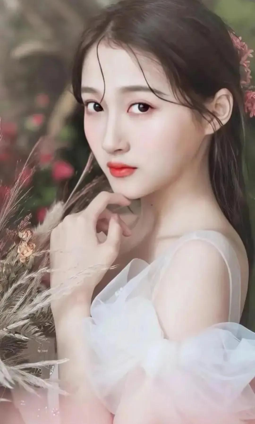 关晓彤现身，穿着太时尚。经典靓照