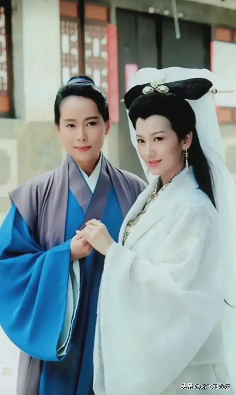 叶童和赵雅芝，新白娘子传奇，许仙，白娘子珍贵古装合影