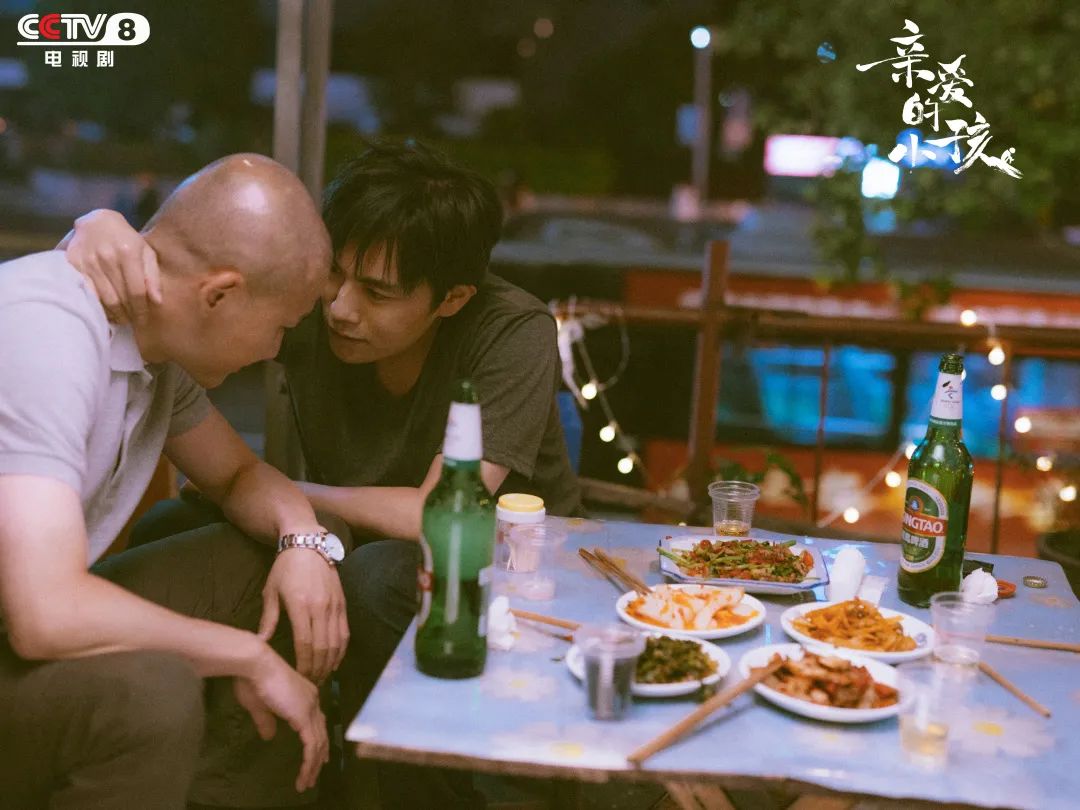 这部剧的秘密，原来都藏在了海报里→