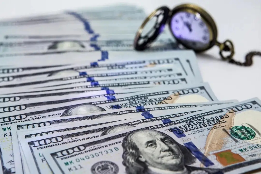 中美日三大经济体负债对比：美国30万亿，日本12万亿，那中国呢