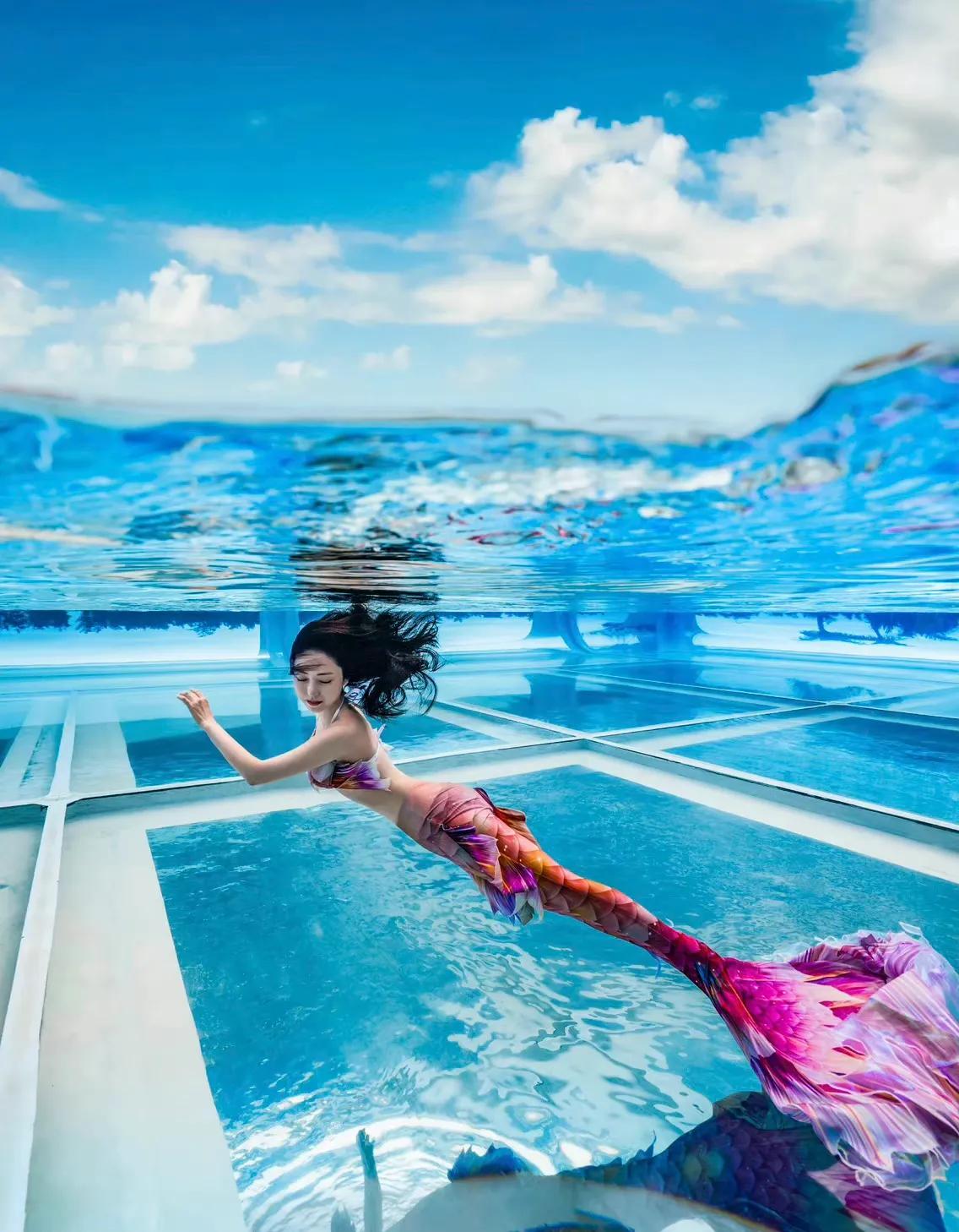 如果说徐璐是神话中的美人鱼,那徐璐就是童话世界里的美人鱼.