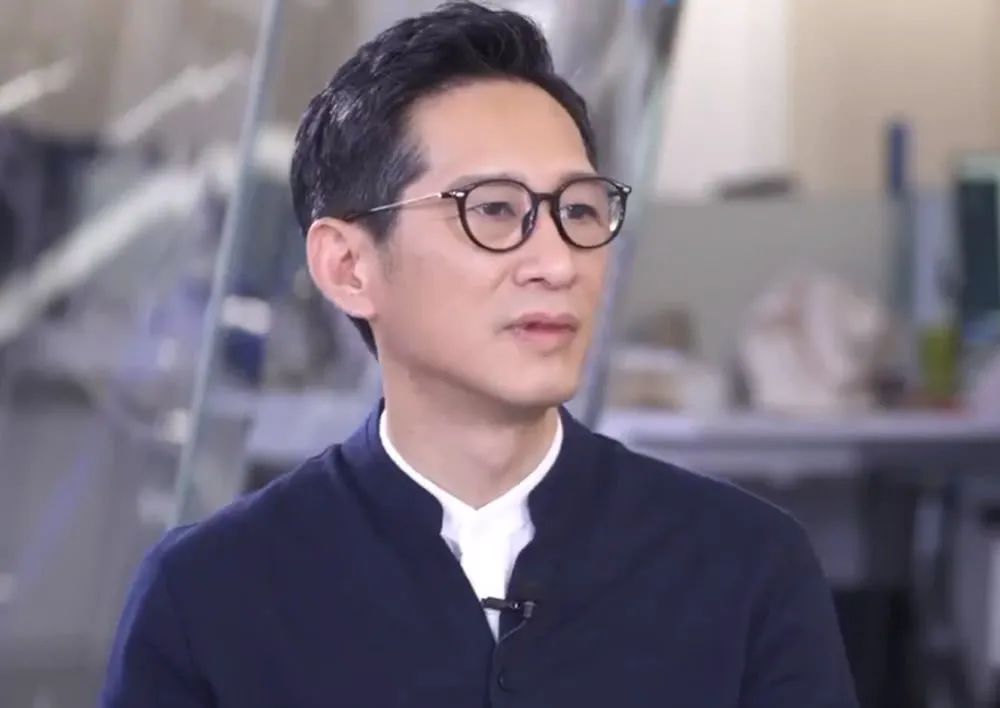 可以写进教科书的“八大反派”角色，丁勇岱、王志飞，皆在列