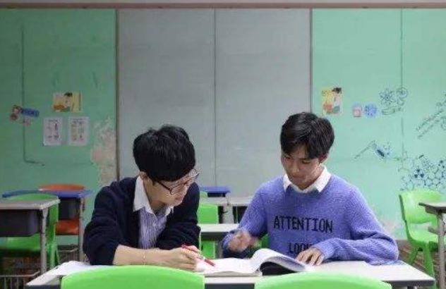 高三下半学期很重要，学生是否应该补课？看看班主任怎么说的