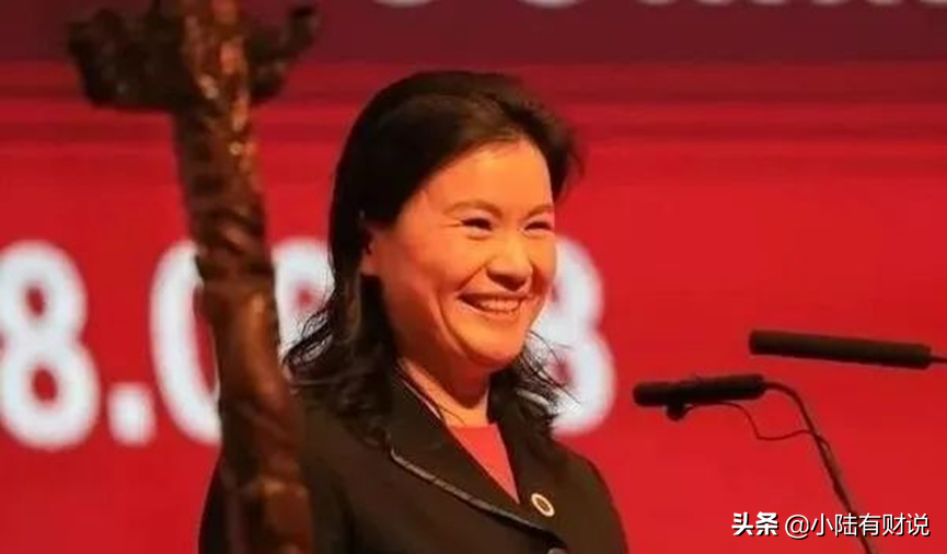太强了！全球前十大白手起家女富豪，整整9个都是中国人