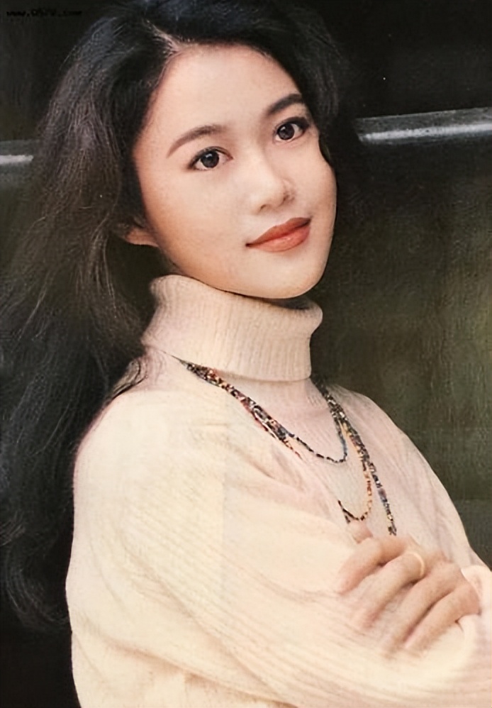 19位惊艳了时光的“80年代港风美女”，个个美到窒息，一见误终身