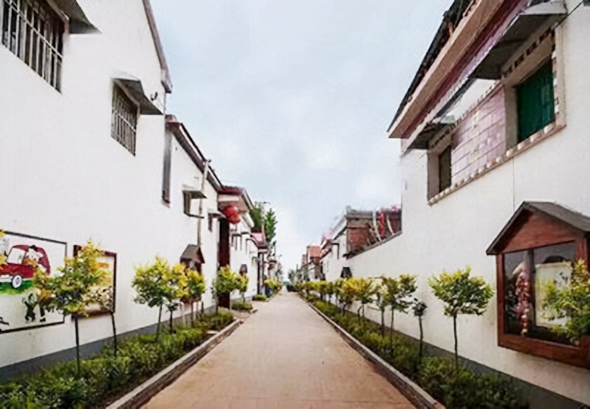 他是东莞四大企业集团总裁，东莞“隐形首富”，50岁英年早逝