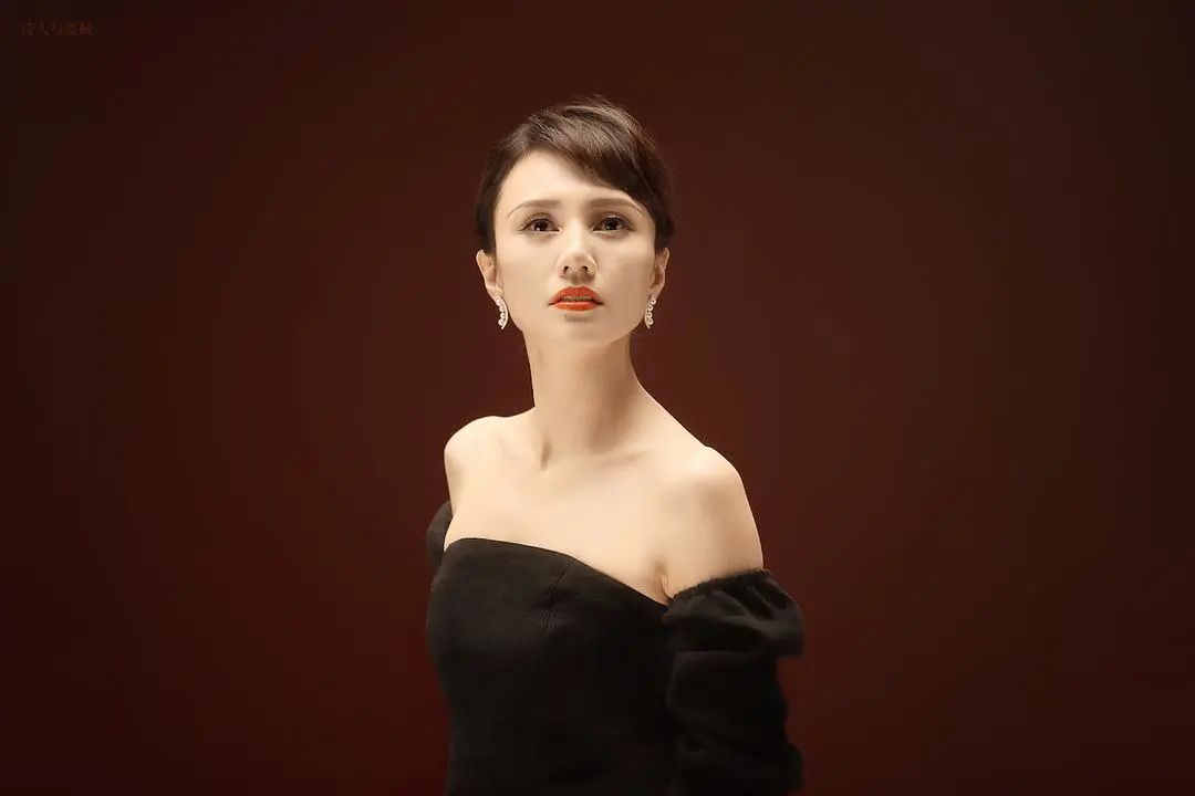 频上热搜！细扒《相逢时节》7位美人的“妙谈”，有人戏红人不红