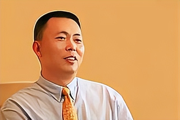 刘强东大四开餐厅的故事，厨师和服务员搞到一起，把大强子坑破产