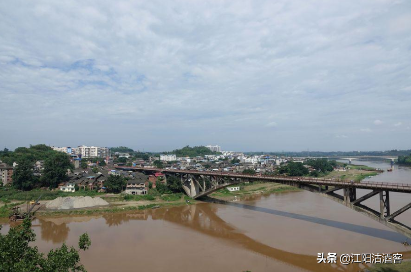 九街十八巷，中间有个鸭儿氹，自贡牛佛古镇川南一块风水宝地