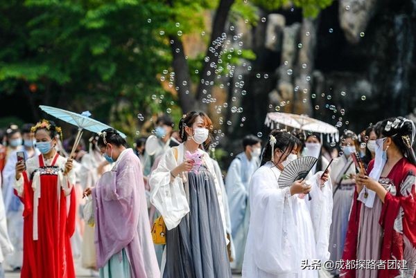 适合年会表演的节目（公司年会节目清单大全）