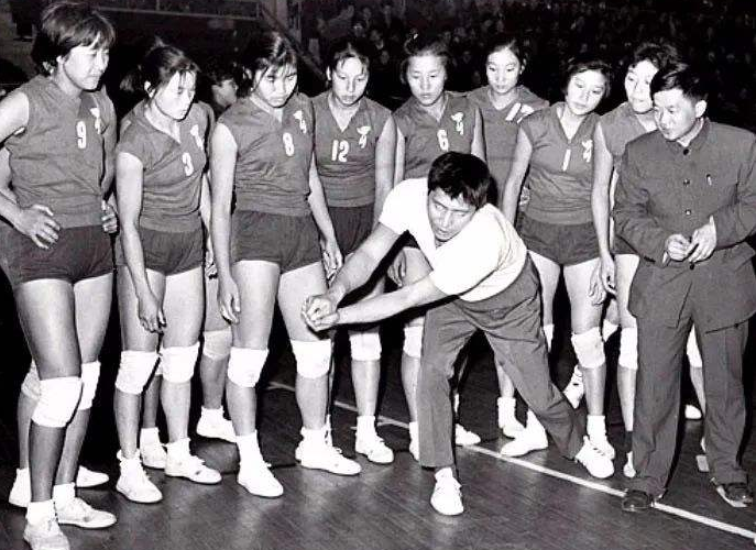 2013年陈招娣病逝，骨灰中发现多枚钢钉：曾是女排5连冠功勋